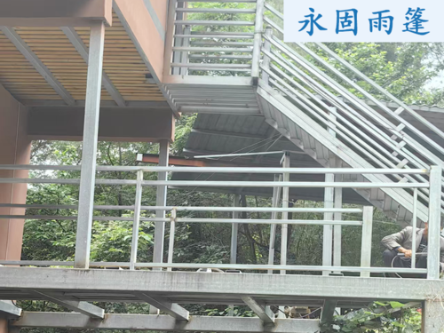 钢结构消防楼梯